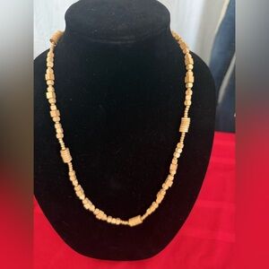 Wooden Bead Necklace vintage